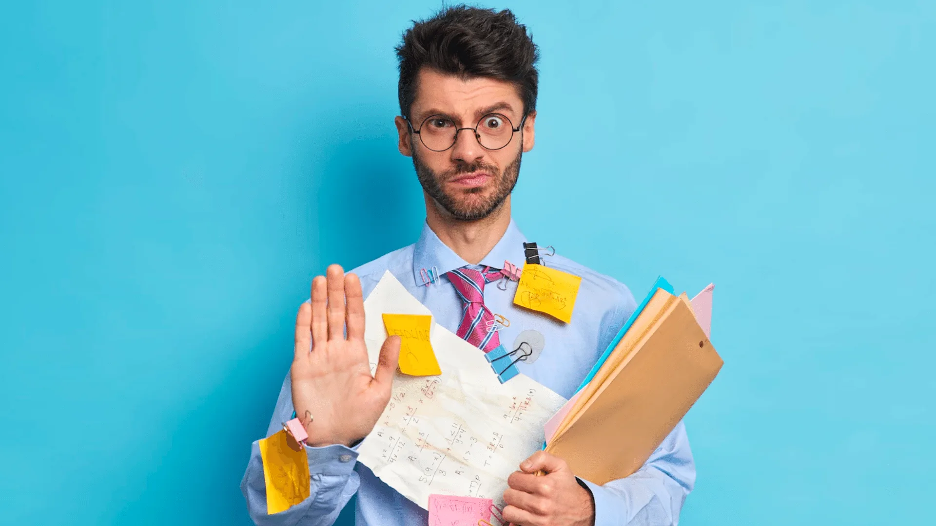 How to Manage Multiple Projects: 7 Ways to Overcome Them